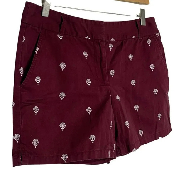 Loft‎ outlet 6 wine chino shorts EUC - Picture 1 of 4